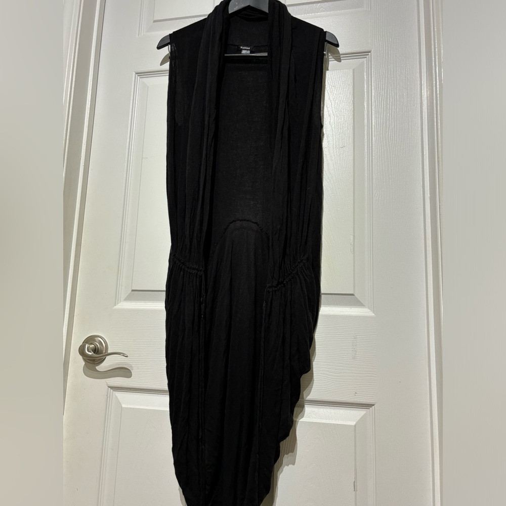 RUDSAK Black Sleeveless Cardigan - Picture 11 of 14
